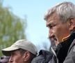 Antrenorul care l-a descoperit pe Budescu a făcut infarct de trei ori! „Dacă ești fotbalist, joci și printre căcăreze!”