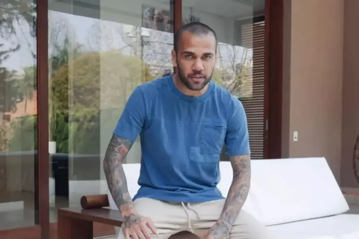 Cum arată casa lui Dani Alves din Barcelona