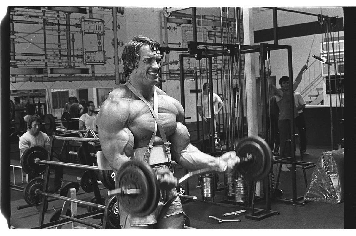 La doar 19 ani, i-a doborât lui Arnold Schwarzenegger recordul vechi de 57 de ani!