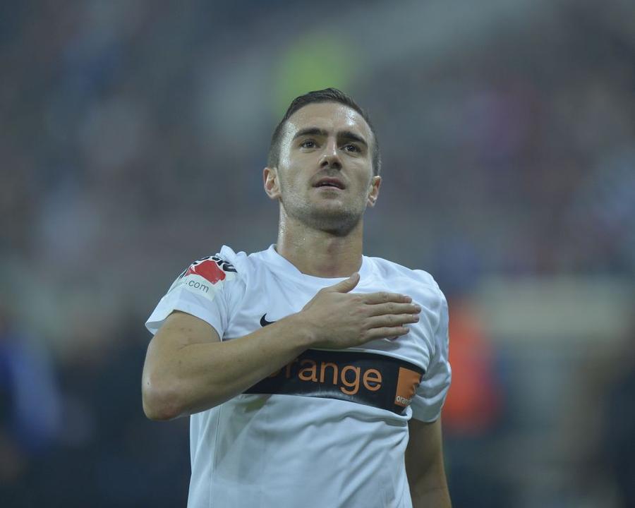 Marius Alexe (34 de ani), câștigător al Cupei și Supercupei României în tricoul lui Dinamo, speră ca în viitor să facă parte din istoria „câinilor” și din postura de tehnician. Dinamo, parteneriat cu un club din Serie A!