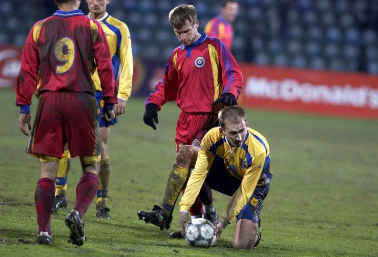 Imagini de la amicalul România - Ucraina 4-1 din 2002, disputat la Constanța / foto: Cristi Preda (GSP)