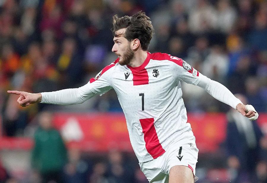 Khvicha Kvaratskhelia, piatra de temelie a actualei naționale a Georgiei / Sursă foto: Imago Images Surpriză! Sau nu? Un singur fotbalist din naționala Georgiei valorează aproape cât toată echipa României și e în spatele performanței colosale a gruzinilor