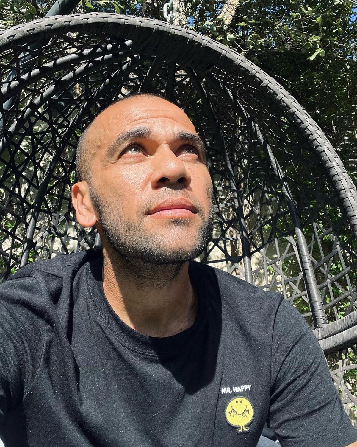 Cum arată casa lui Dani Alves din Barcelona