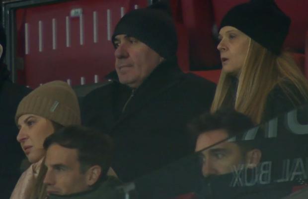 Hagi, surprins de camere pe Metropolitano » Alături de cine a urmărit golul lui Ianis