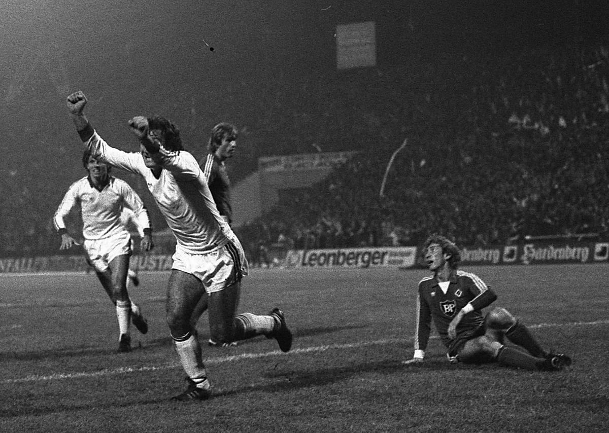 Dinamo - Hamburg 3-0.