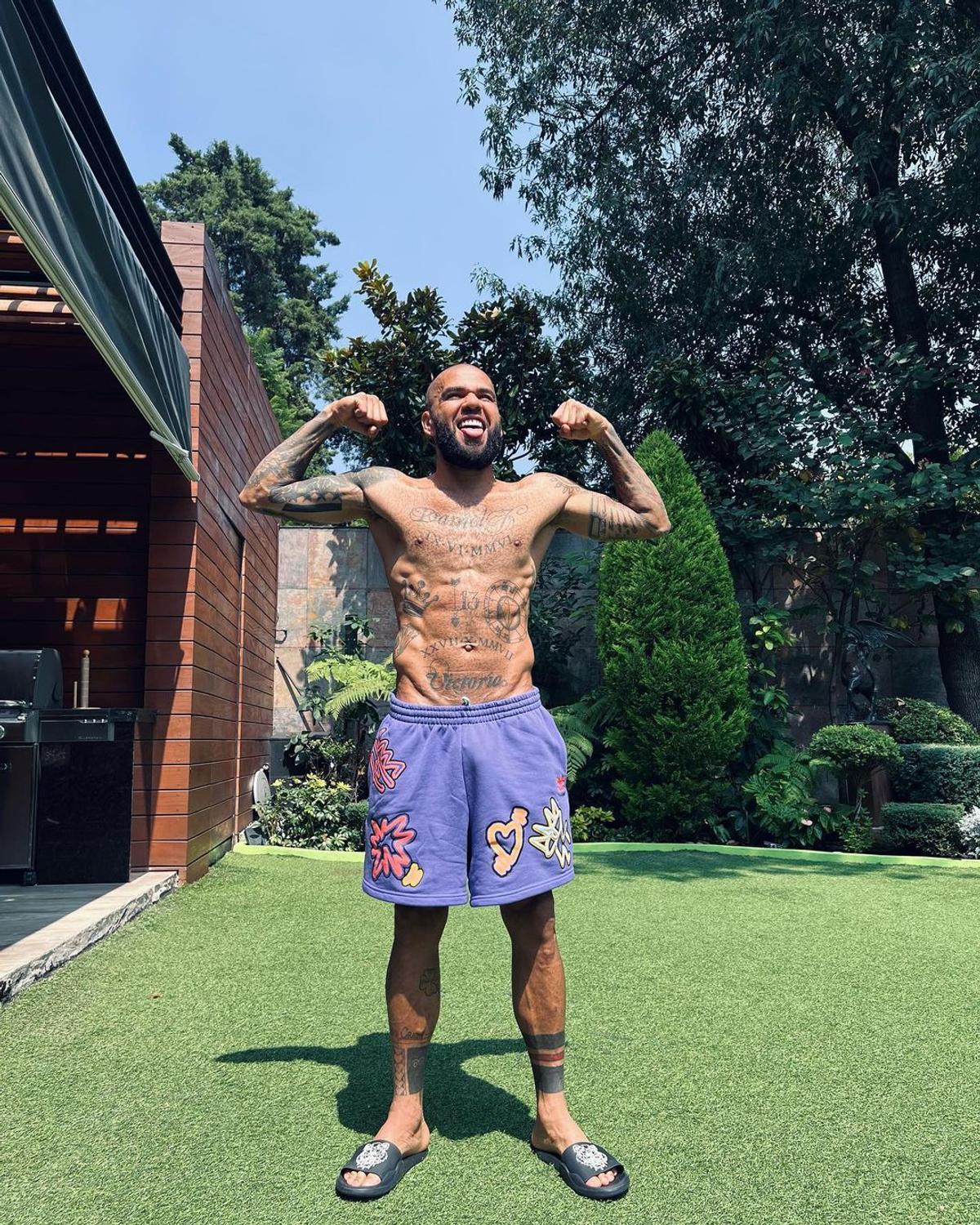 Cum arată casa lui Dani Alves din Barcelona