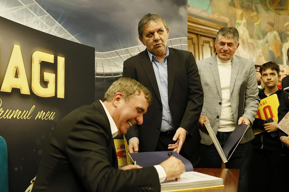 Gică Hagi și-a lansat cartea autobiografică „Drumul meu”