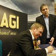 Gică Hagi și-a lansat cartea autobiografică „Drumul meu”. FOTO: Cristi Preda (GSP.RO)