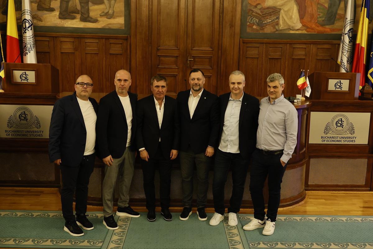 Gică Hagi și-a lansat cartea autobiografică „Drumul meu”