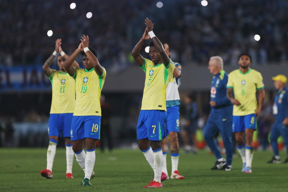 E pe făraș după umilința istorică din Argentina - Brazilia! 4 posibili înlocuitori ai selecționerului: a apărut un nume-surpriză