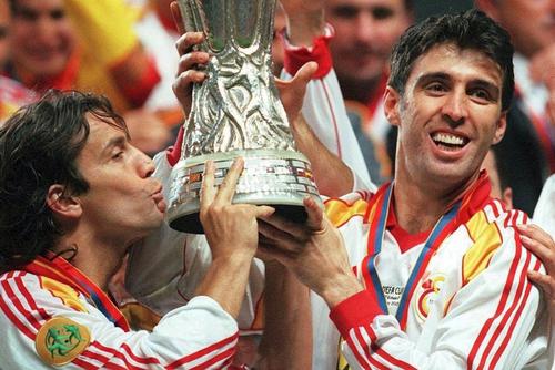 Hakan Șukur, în dreapta, foto: Guliver/gettyimages