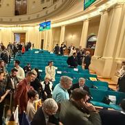 Marilena a stat la coada de 100 de persoane pentru a primi un autograf de la Gică Hagi. FOTO: Andrei Crăițoiu (GSP.RO)