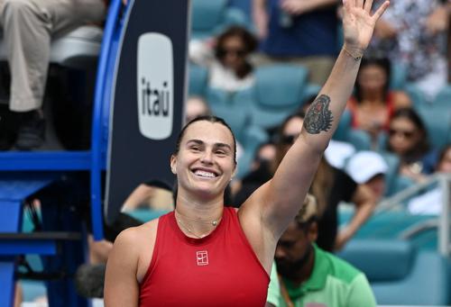 Liderul mondial Aryna Sabalenka și Jasmine Paolini, a 7-a jucătoare a lumii, se vor înfrunta în semifinala turneului de la Miami.