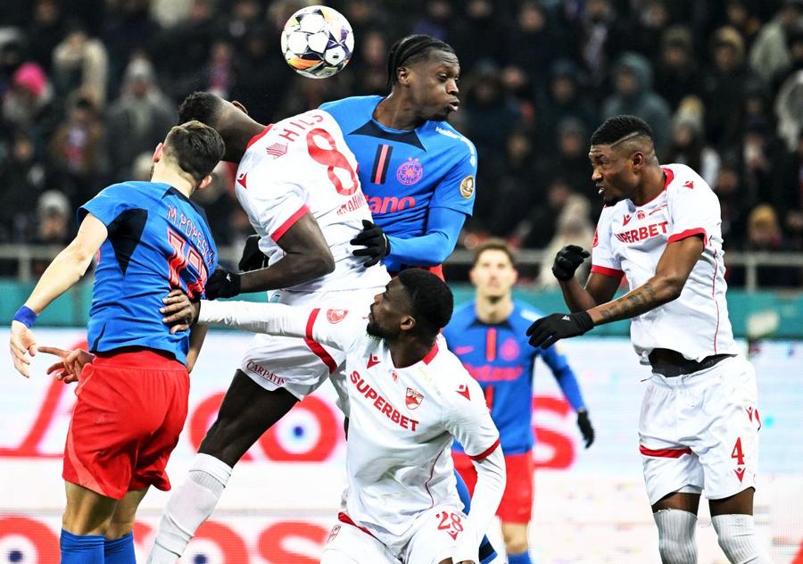 Titularul lui Dinamo are oferta pe masă: „Clubul va începe negocierile”