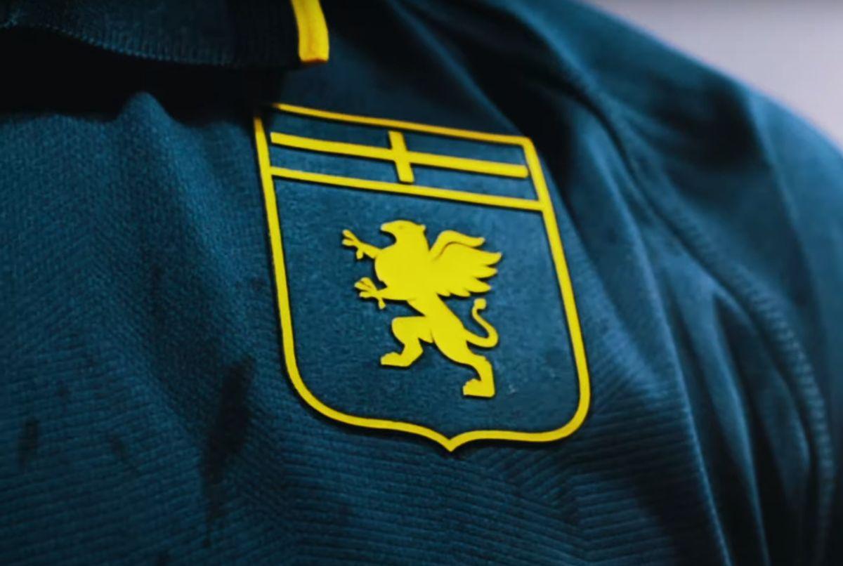 Dan Șucu inovează » La meciul cu Juventus, Genoa va purta un echipament istoric, copiat de la un club colosal! Imaginile fac deja înconjurul lumii