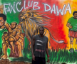 Susținătorii lui Joyskim Dawa au făcut spectacol în Camerun