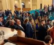 Marilena a stat la coada de 100 de persoane pentru a primi un autograf de la Gică Hagi. FOTO: Andrei Crăițoiu (GSP.RO)