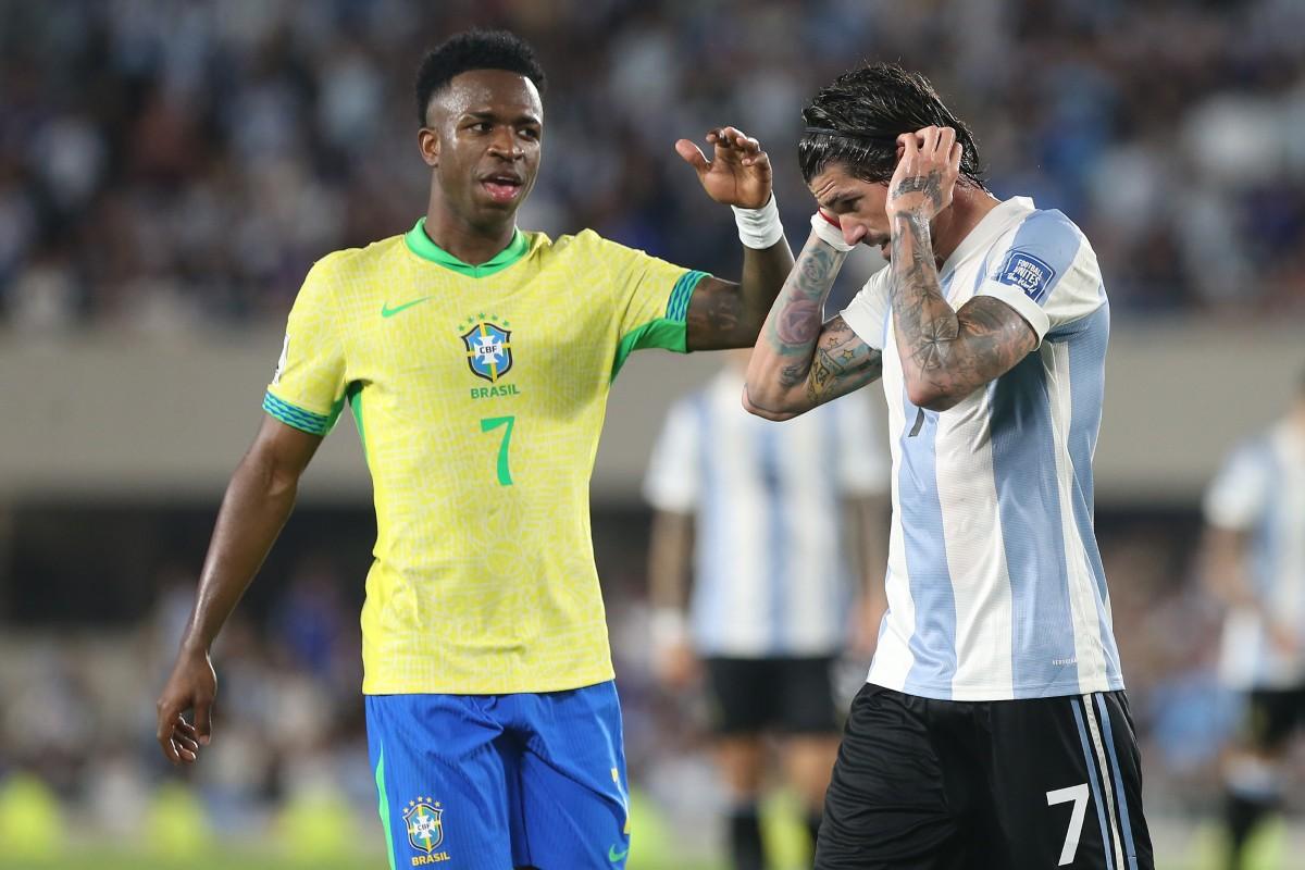 E pe făraș după umilința istorică din Argentina - Brazilia! 4 posibili înlocuitori ai selecționerului: a apărut un nume-surpriză