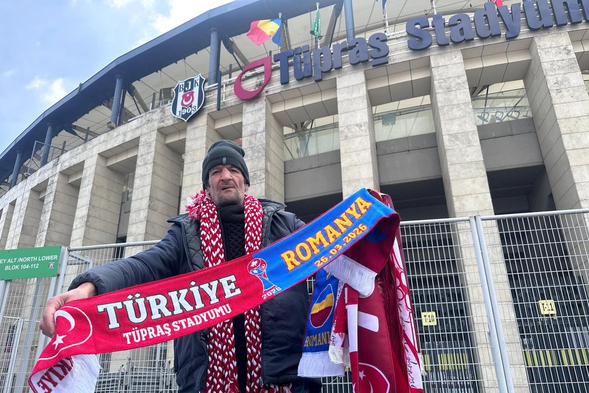 Deputatul român era la „șpriț" » Reperat printre suporterii români, pe terasele din Istanbul