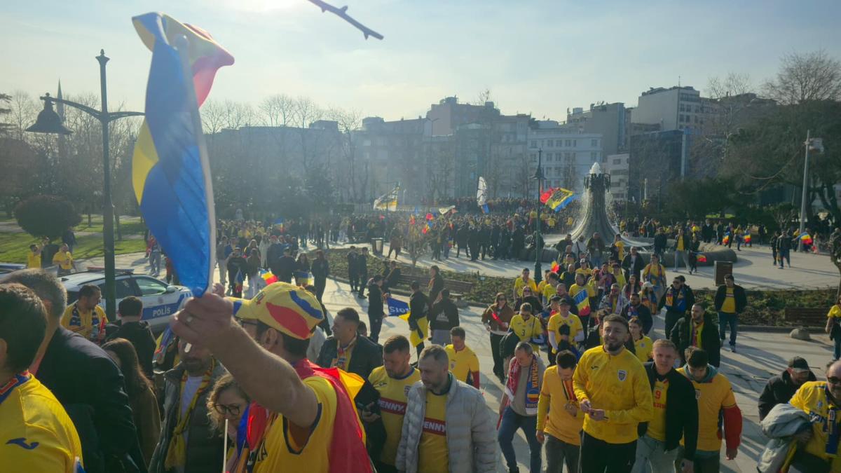 Imagini din jurul stadionului înainte de Turcia - România