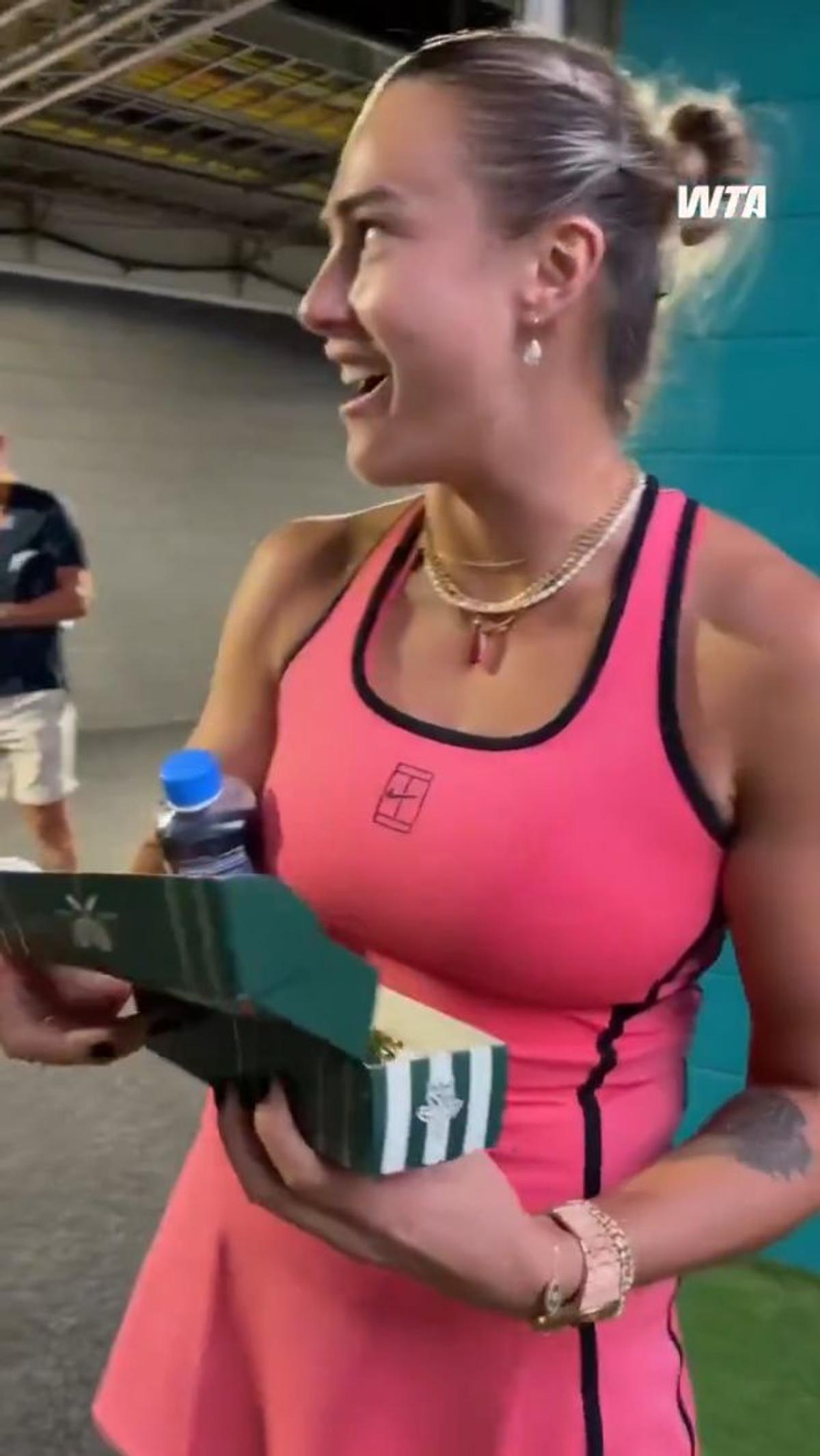 Reacția Arynei Sabalenka când a gustat cel mai scump hot-dog din lume: „Oh, Doamne...” » Cât costă și ce conține