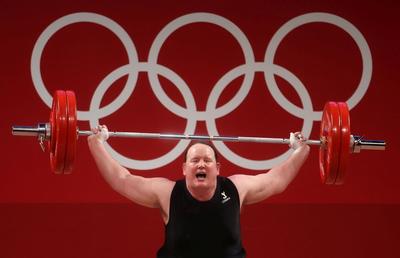 Sportivele transgender nu vor mai avea dreptul de participare la categoria feminină a competițiilor olimpice: „Nu ar fi corect”