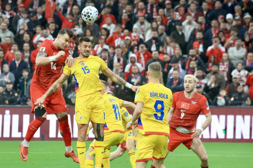 Andrei Burcă și Daniel Bîrligea, în Turcia - România // FOTO: Ionuț Iordache (GSP.ro)
