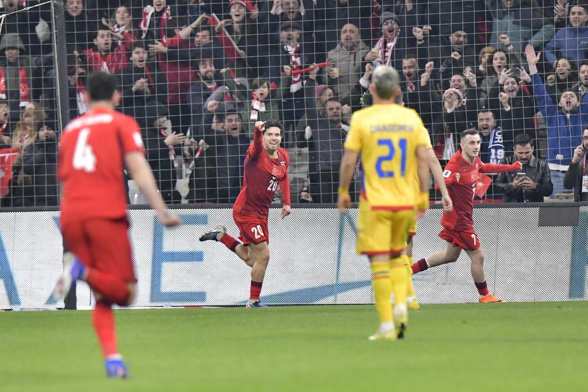 Golul lui Ferdi Kadioglu din Turcia - România