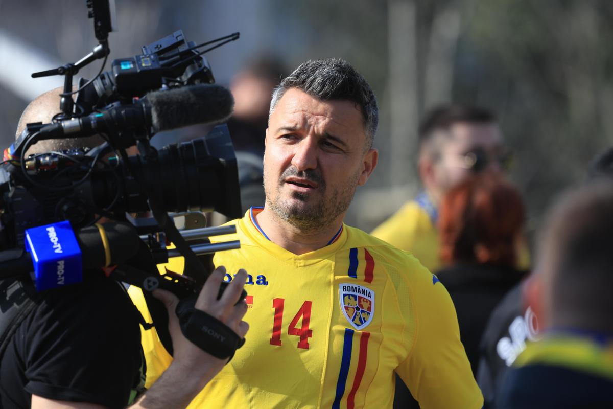 „Zidul galben” a ocupat Piața Taksim din Istanbul, cu Budescu „șef de galerie”: „Ce echipă avem, ne face să bem!”