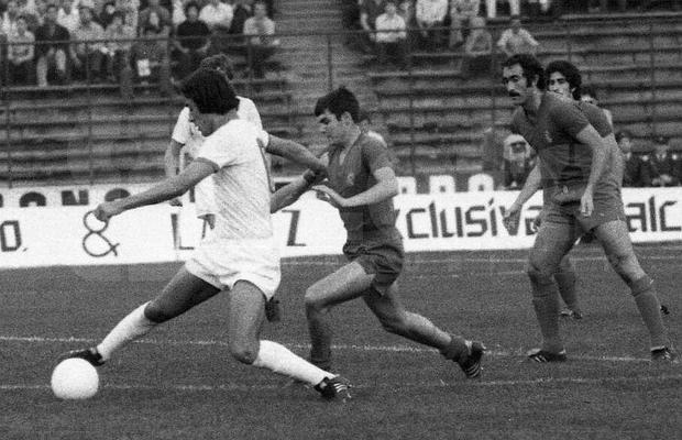 EXCLUSIV Dinamo nu umbla numai la arbitri! Cornel Dinu descrie tehnica prin care „câinii” furau tactica adversarilor: „Da, Securitatea ne ajuta”