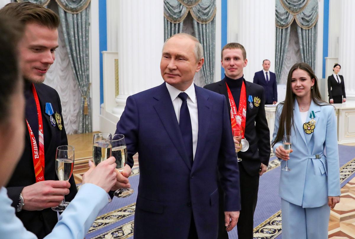 A făcut înconjurul lumii! Mesajul șocant transmis chiar în fața lui Vladimir Putin de o campioană olimpică din Rusia