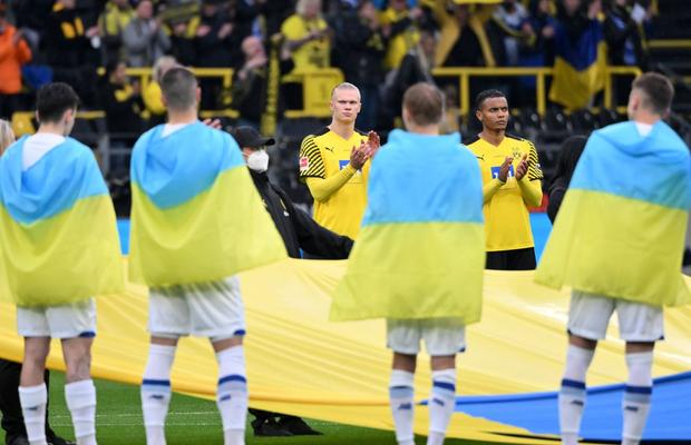 Mircea Lucescu, victorie în amicalul caritabil contra lui Dortmund » Momente emoționante + suma impresionantă strânsă din donațiile fanilor