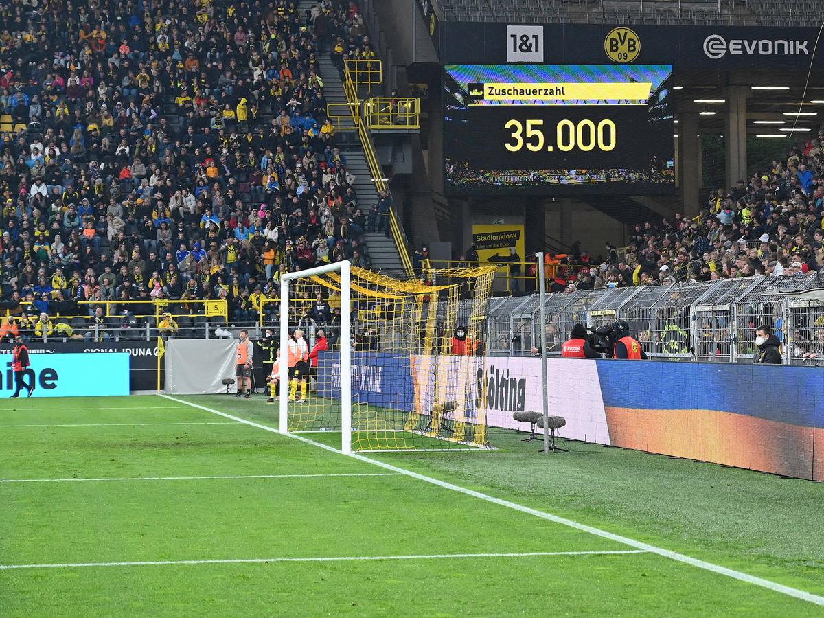 Mircea Lucescu, victorie în amicalul caritabil contra lui Dortmund » Momente emoționante + suma impresionantă strânsă din donațiile fanilor