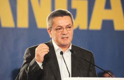 „Patronul” Ioan Rus se implică la CFR Cluj! » Fostul ministru de Interne a apărut în fața jucătorilor și le-a ținut un discurs
