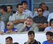 Adrian Păunescu, în tribună la meciul Craiovei