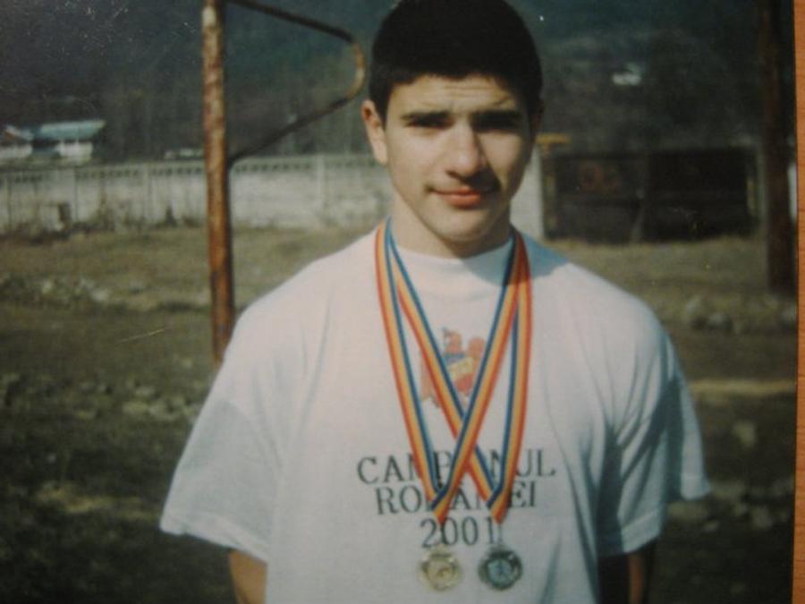 Actorul Alex Bogdan a jucat Hamlet, Richard al III-lea, dar a scris istorie în sportul românesc: „Recordul meu național la octatlon e în picioare de 22 de ani!”