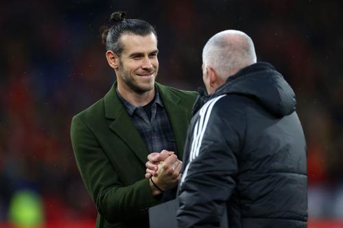 Galezul Gareth Bale (33 de ani) chiar ia în calcul o posibilă revenire în fotbal, la Wrexham.