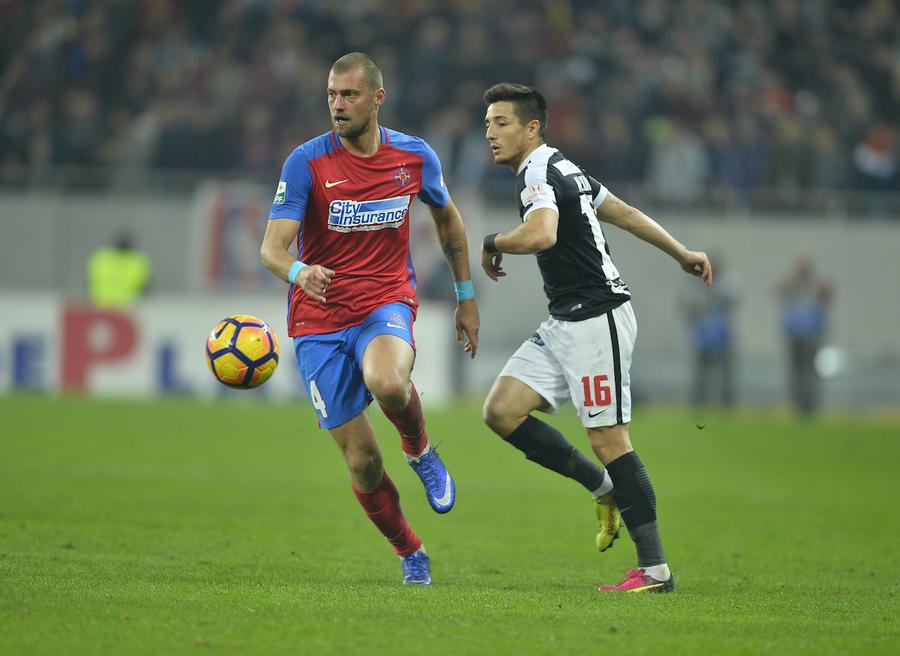 Tamaș, în tricoul lui FCSB Dezvăluirile lui Gabi Tamaș despre escapada din hotelul naționalei: „Am fost mai mulți la șpriț, dar doar eu și cu Mutu am fost excluși” + povestea neștiută a pumnilor dați și luați în Anglia