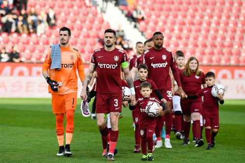 Sepsi Sf. Gheorghe a învins-o pe CFR Cluj, scor 3-0, și s-a calificat în finala Cupei României. Rezultatul aruncă în aer și lupta din play-off-ul Ligii 1: doar primele două clasate sunt sigure că vor merge în cupele europene.