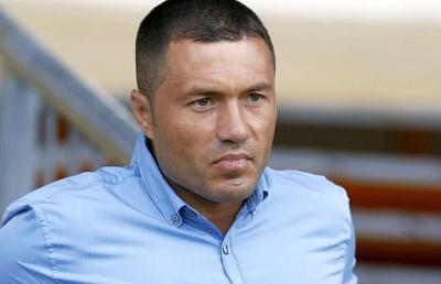 Dezvăluiri în tabloid: Adrian Ilie, săruturi cu fosta amantă a lui Vasile Turcu