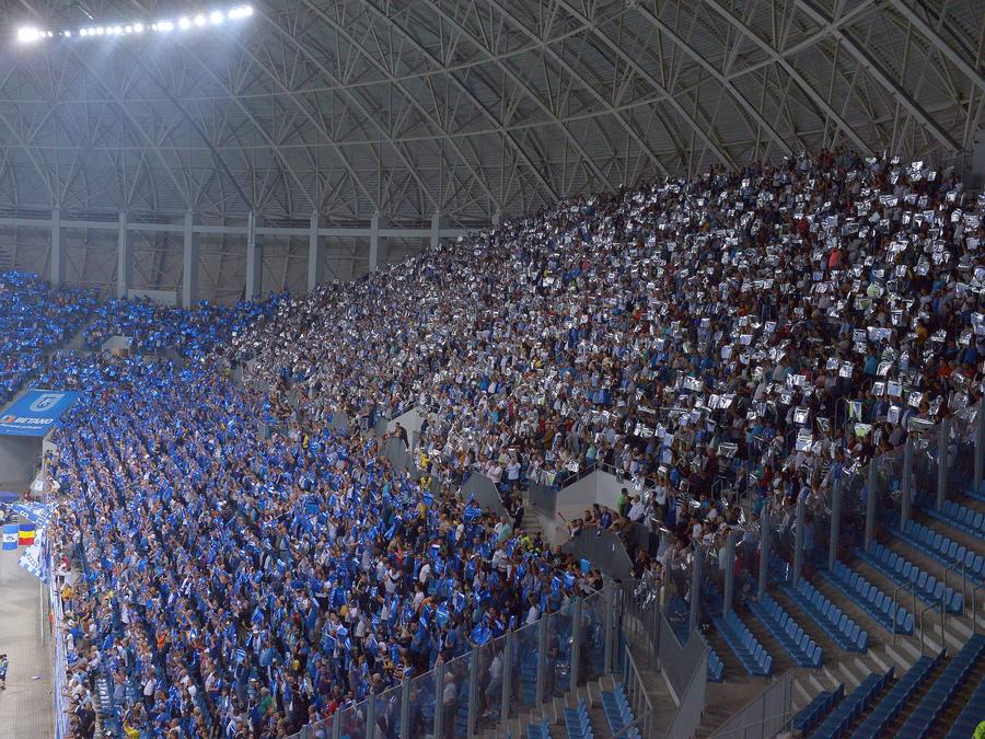 Universitatea Craiova a vândut 300 de bilete într-o oră la „Peluza Sud”. Foto: Facebook @Universitatea Craiova Pe FCSB o așteaptă infernul în Bănie » Câte bilete a vândut deja Universitatea Craiova