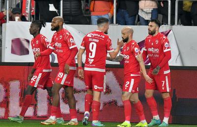 Jucătorul cu salariu de 18.000 de euro de la Dinamo, OUT 3 meciuri
