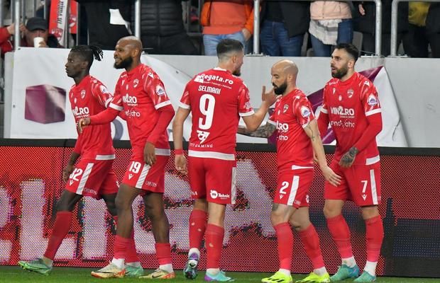 Dinamo bănuiește că Edgar Ie NU ar fi real, ci geamănul său! Detaliile incredibile aflate de GSP: cum s-au născut suspiciunile + Kopic voia să-l folosească în meciul cu UTA!
