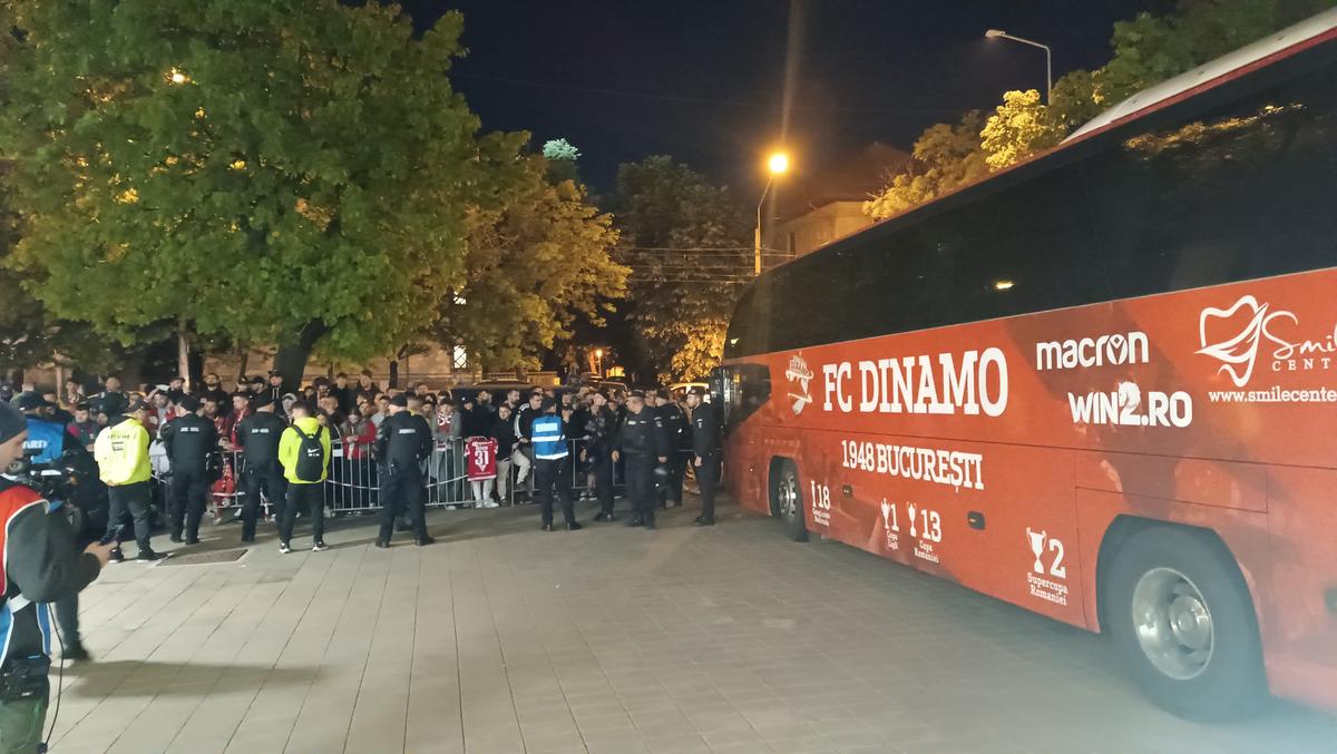 „Doar un miracol ne mai salvează” » Zeljko Kopic, resemnat după ce a dus-o pe Dinamo la un pas de Liga 2