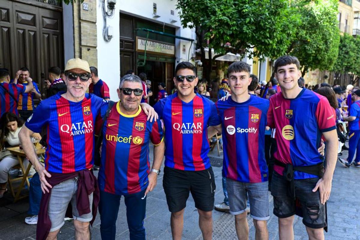 Imaginea zilei la Sevilla, înainte de Barcelona - Real Madrid » Până unde au mers fanii