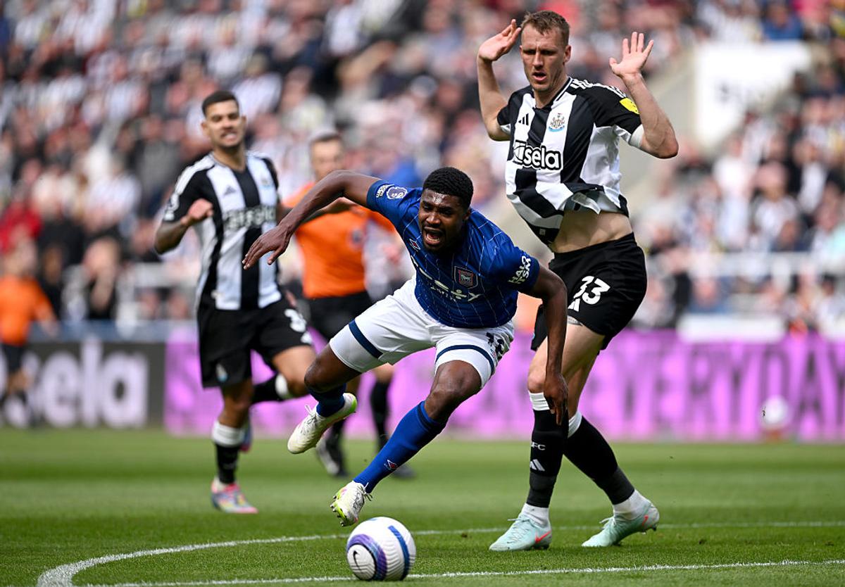 Newcastle - Ipswich