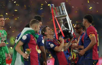 Barcelona a răpus-o pe Real Madrid în buza loviturilor de departajare! Jules Kounde, eroul unei finale cu scenariu de Jules Verne! Cupa Regelui, pentru a 32-a oară în vitrina catalanilor