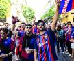 Fanii celor de la Barcelona au făcut show în Sevilla înaintea meciului cu Real Madrid