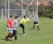 Echipa 100% românească din „Țara Fericirii” joacă într-un campionat cu reguli bizare: fotbal, handbal și rugby într-un meci!