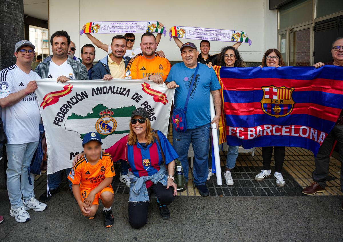 Imaginea zilei la Sevilla, înainte de Barcelona - Real Madrid » Până unde au mers fanii